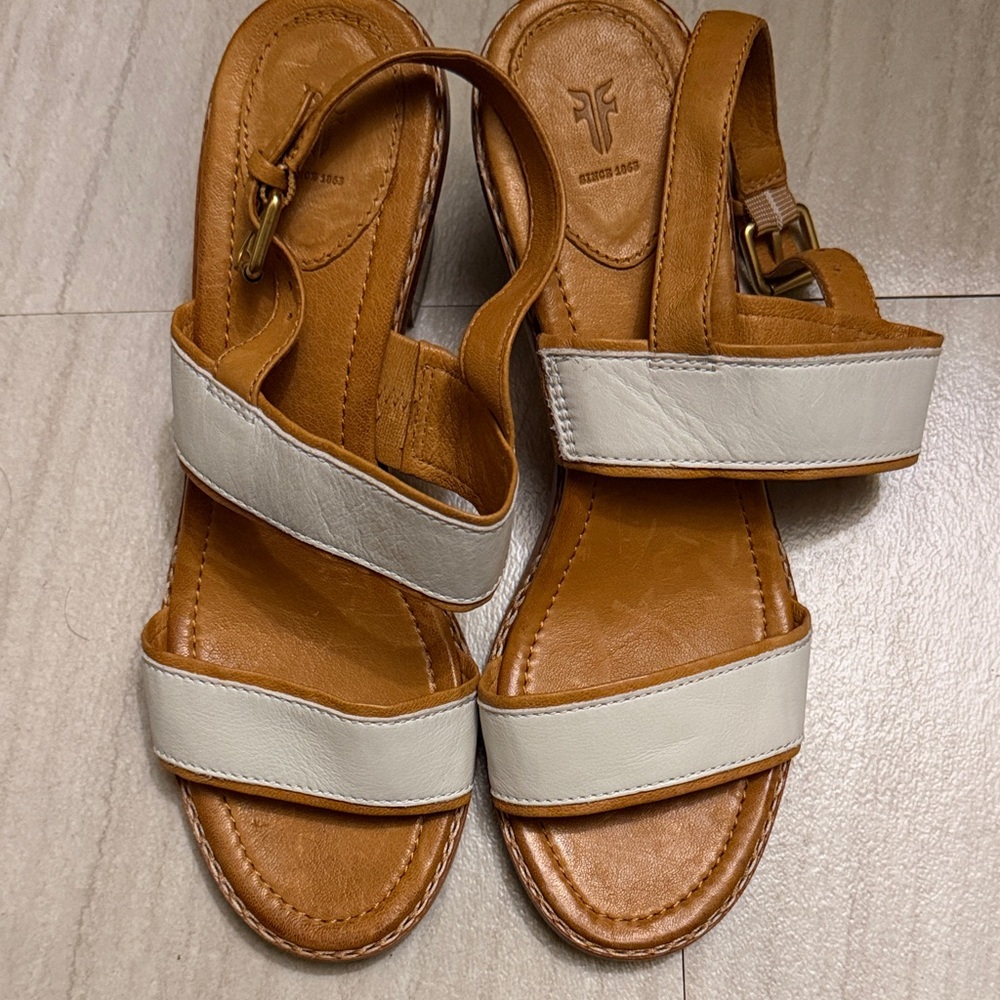 Frye Tan and Cream leather heels